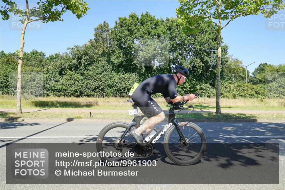 09.08.2026 - GEWOBA Citytriathlon Bremen Michael Burmester http://msf.ph/oto/9961903 09.08.2026 14:12:30 Radfahren 5, 27, 45, 91, 99, 105, 135, 270 meine-sportfotos.de