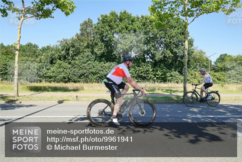 09.08.2026 - GEWOBA Citytriathlon Bremen Michael Burmester http://msf.ph/oto/9961941 09.08.2026 14:13:34 Radfahren 17, 36, 52, 74, 86, 98, 115, 152, 158, 179, 180, 200, 254, 346, 353 meine-sportfotos.de