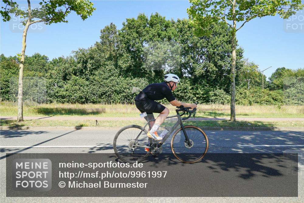 09.08.2026 - GEWOBA Citytriathlon Bremen Michael Burmester http://msf.ph/oto/9961997 09.08.2026 14:15:25 Radfahren 7, 10, 80, 433 meine-sportfotos.de