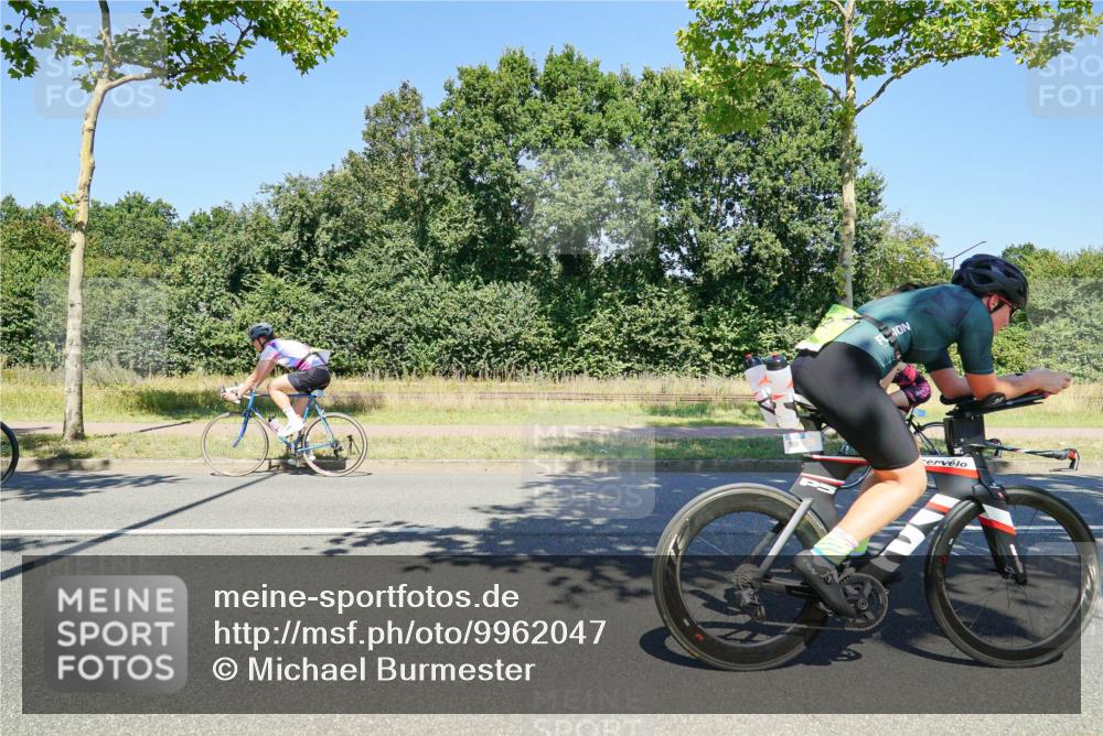 09.08.2026 - GEWOBA Citytriathlon Bremen Michael Burmester http://msf.ph/oto/9962047 09.08.2026 14:16:39 Radfahren 58, 132, 192, 203, 240, 325, 334, 360 meine-sportfotos.de