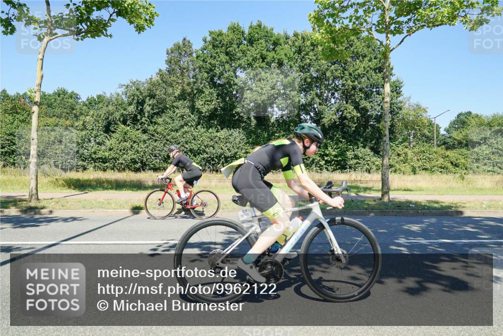 09.08.2026 - GEWOBA Citytriathlon Bremen Michael Burmester http://msf.ph/oto/9962122 09.08.2026 14:18:18 Radfahren 87, 207, 213, 242, 276, 288, 300, 312, 343, 363, 404, 453, 462, 466, 527 meine-sportfotos.de