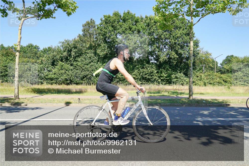 09.08.2026 - GEWOBA Citytriathlon Bremen Michael Burmester http://msf.ph/oto/9962131 09.08.2026 14:18:30 Radfahren 18, 202, 207, 213, 276, 280, 288, 307, 363, 369, 377, 448 meine-sportfotos.de