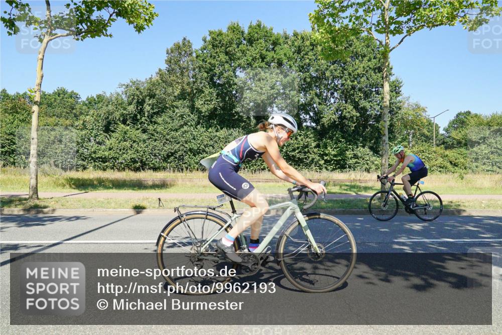 09.08.2026 - GEWOBA Citytriathlon Bremen Michael Burmester http://msf.ph/oto/9962193 09.08.2026 14:19:41 Radfahren 142, 166, 196, 206, 222, 230, 234, 239, 261, 262, 273, 281, 319, 326, 330, 342, 454, 458, 521 meine-sportfotos.de