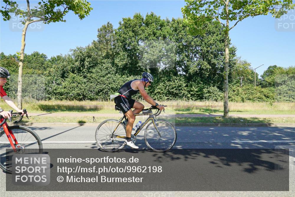 09.08.2026 - GEWOBA Citytriathlon Bremen Michael Burmester http://msf.ph/oto/9962198 09.08.2026 14:19:47 Radfahren 142, 166, 196, 206, 209, 222, 224, 234, 239, 258, 262, 273, 319, 326, 400, 454, 458, 522 meine-sportfotos.de