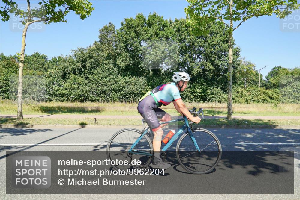 09.08.2026 - GEWOBA Citytriathlon Bremen Michael Burmester http://msf.ph/oto/9962204 09.08.2026 14:19:53 Radfahren 196, 206, 209, 222, 224, 234, 239, 249, 258, 262, 326, 340, 400, 458, 522 meine-sportfotos.de