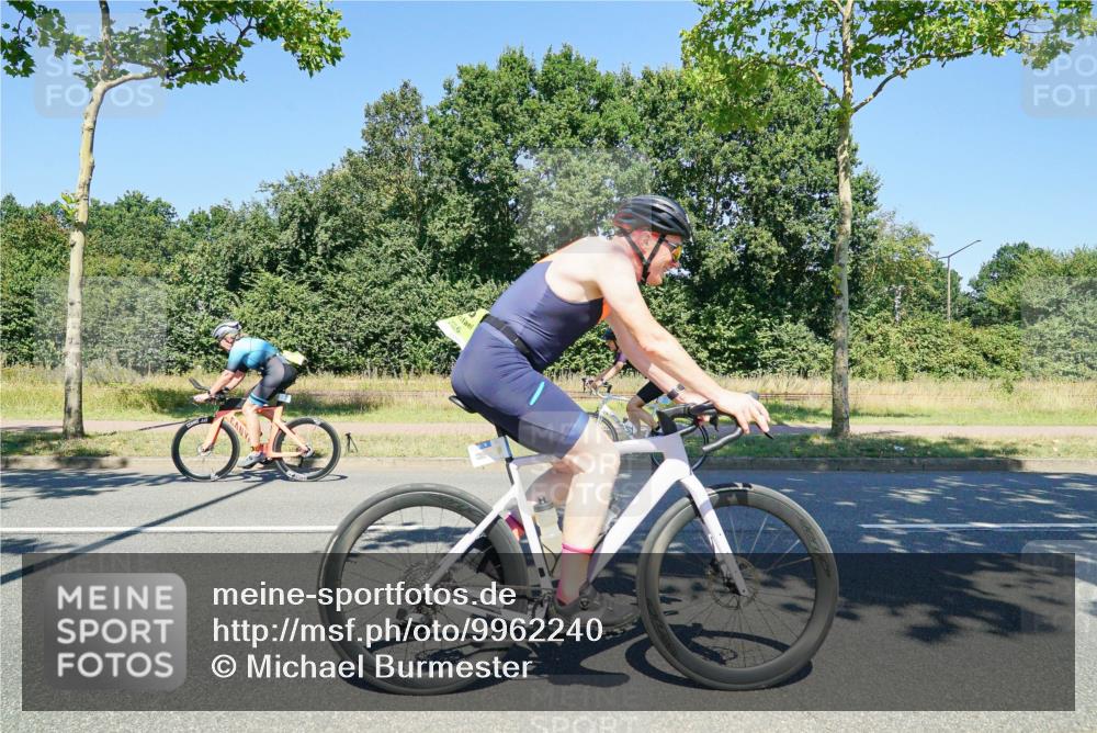 09.08.2026 - GEWOBA Citytriathlon Bremen Michael Burmester http://msf.ph/oto/9962240 09.08.2026 14:20:37 Radfahren 233, 250, 264, 282, 338, 384, 438, 450 meine-sportfotos.de