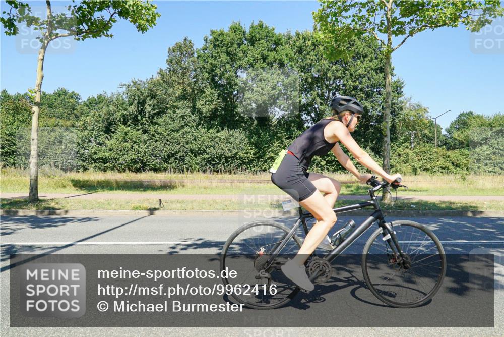 09.08.2026 - GEWOBA Citytriathlon Bremen Michael Burmester http://msf.ph/oto/9962416 09.08.2026 14:25:21 Radfahren 181, 187, 333, 359, 491, 492, 518 meine-sportfotos.de