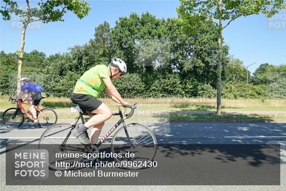 09.08.2026 - GEWOBA Citytriathlon Bremen Michael Burmester http://msf.ph/oto/9962430 09.08.2026 14:25:49 Radfahren 78, 140, 184, 185, 189, 387, 445, 464 meine-sportfotos.de