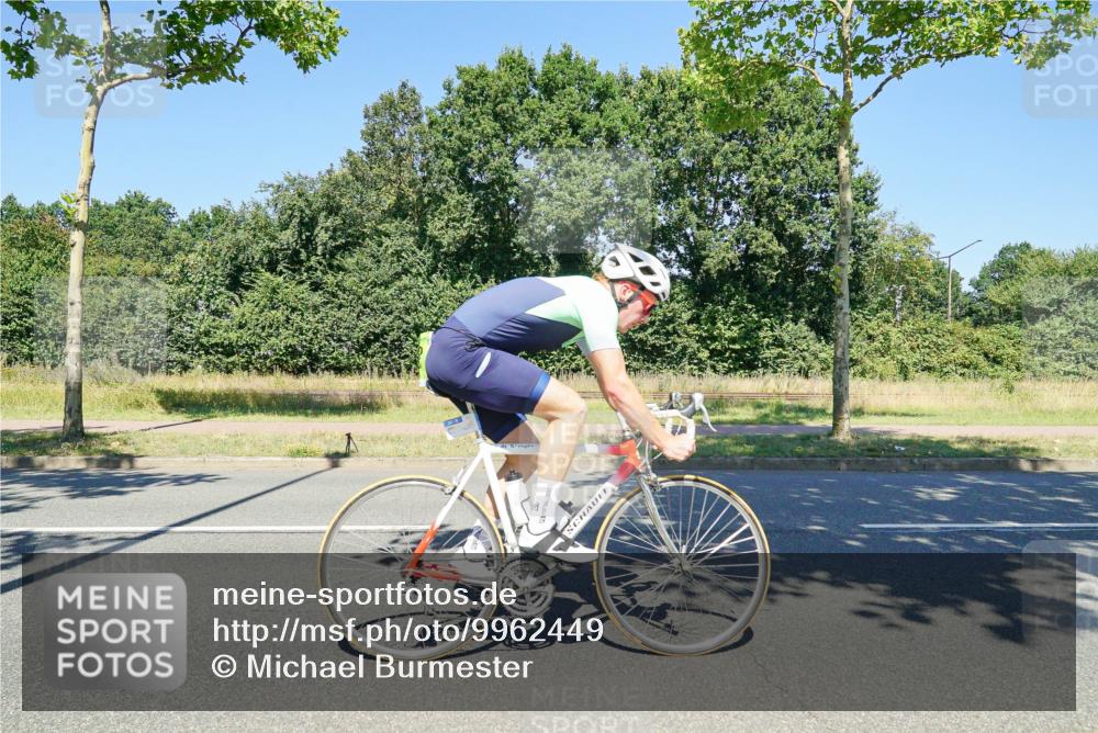 09.08.2026 - GEWOBA Citytriathlon Bremen Michael Burmester http://msf.ph/oto/9962449 09.08.2026 14:26:24 Radfahren 32, 51, 176, 366, 459, 497 meine-sportfotos.de