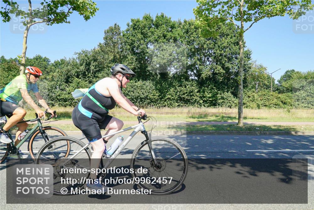 09.08.2026 - GEWOBA Citytriathlon Bremen Michael Burmester http://msf.ph/oto/9962457 09.08.2026 14:26:49 Radfahren 15, 170, 178, 475, 484, 504 meine-sportfotos.de