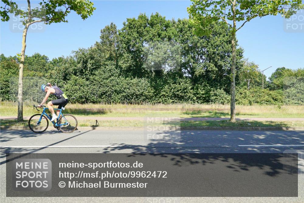 09.08.2026 - GEWOBA Citytriathlon Bremen Michael Burmester http://msf.ph/oto/9962472 09.08.2026 14:27:18 Radfahren 1, 447, 461 meine-sportfotos.de