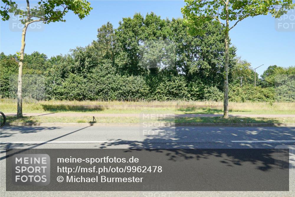 09.08.2026 - GEWOBA Citytriathlon Bremen Michael Burmester http://msf.ph/oto/9962478 09.08.2026 14:27:46 Radfahren 81, 251, 443, 446 meine-sportfotos.de