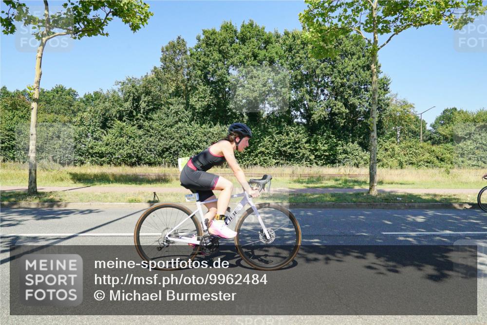 09.08.2026 - GEWOBA Citytriathlon Bremen Michael Burmester http://msf.ph/oto/9962484 09.08.2026 14:27:58 Radfahren 67, 177, 251, 331, 443, 444 meine-sportfotos.de