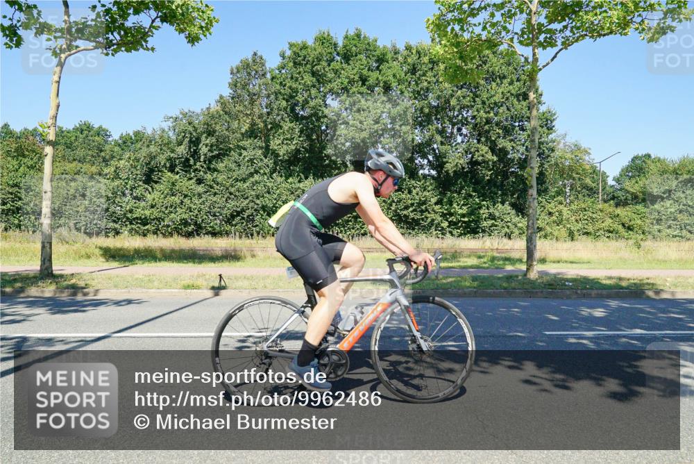 09.08.2026 - GEWOBA Citytriathlon Bremen Michael Burmester http://msf.ph/oto/9962486 09.08.2026 14:28:02 Radfahren 67, 72, 177, 251, 331, 443, 444 meine-sportfotos.de