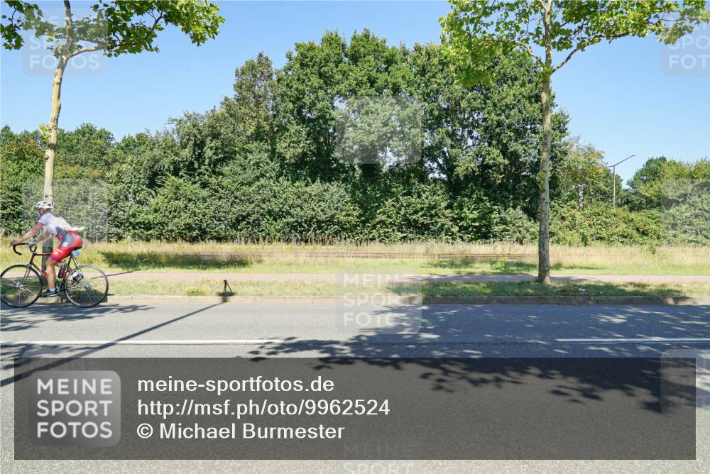 09.08.2026 - GEWOBA Citytriathlon Bremen Michael Burmester http://msf.ph/oto/9962524 09.08.2026 14:29:05 Radfahren 13, 33, 46, 68, 71, 84, 97, 114, 117, 124, 129, 150, 154, 162, 498 meine-sportfotos.de