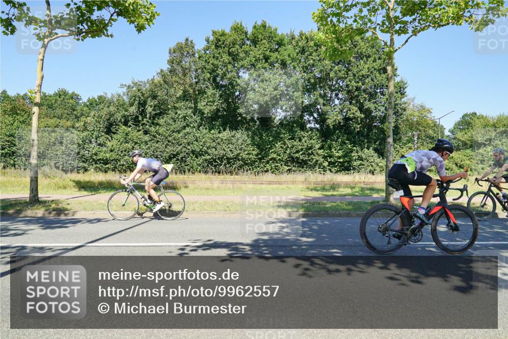 09.08.2026 - GEWOBA Citytriathlon Bremen Michael Burmester http://msf.ph/oto/9962557 09.08.2026 14:30:06 Radfahren 137, 279, 304, 401, 407, 469, 512 meine-sportfotos.de