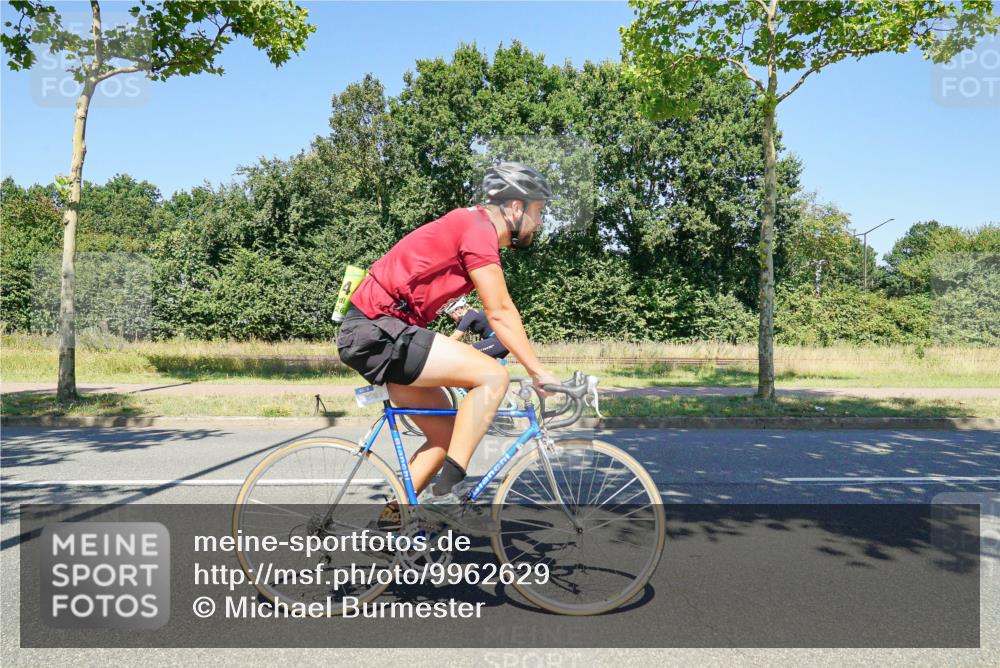 09.08.2026 - GEWOBA Citytriathlon Bremen Michael Burmester http://msf.ph/oto/9962629 09.08.2026 14:32:39 Radfahren 2, 22, 44, 76, 83, 396 meine-sportfotos.de
