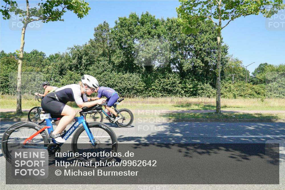 09.08.2026 - GEWOBA Citytriathlon Bremen Michael Burmester http://msf.ph/oto/9962642 09.08.2026 14:32:58 Radfahren 9, 19, 38, 148, 257, 302, 349 meine-sportfotos.de