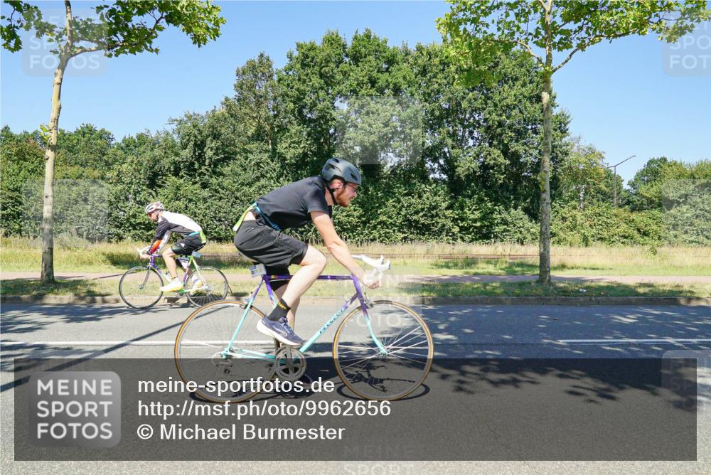 09.08.2026 - GEWOBA Citytriathlon Bremen Michael Burmester http://msf.ph/oto/9962656 09.08.2026 14:33:22 Radfahren 17, 86, 158, 179, 180, 265, 395 meine-sportfotos.de