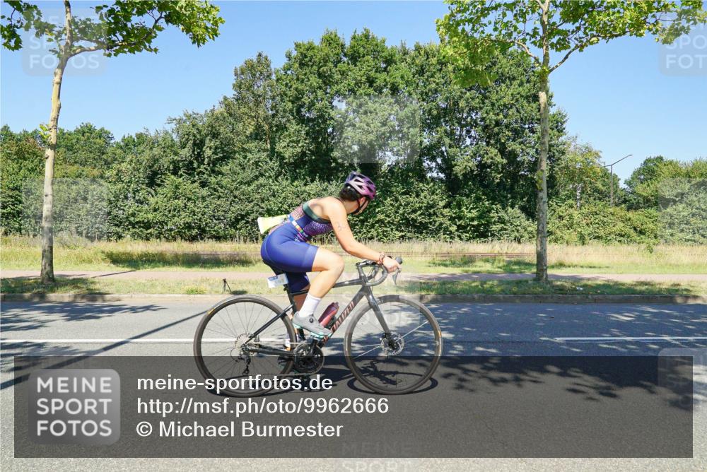 09.08.2026 - GEWOBA Citytriathlon Bremen Michael Burmester http://msf.ph/oto/9962666 09.08.2026 14:33:32 Radfahren 17, 38, 74, 86, 158, 179, 218, 232, 263, 308, 395, 470 meine-sportfotos.de