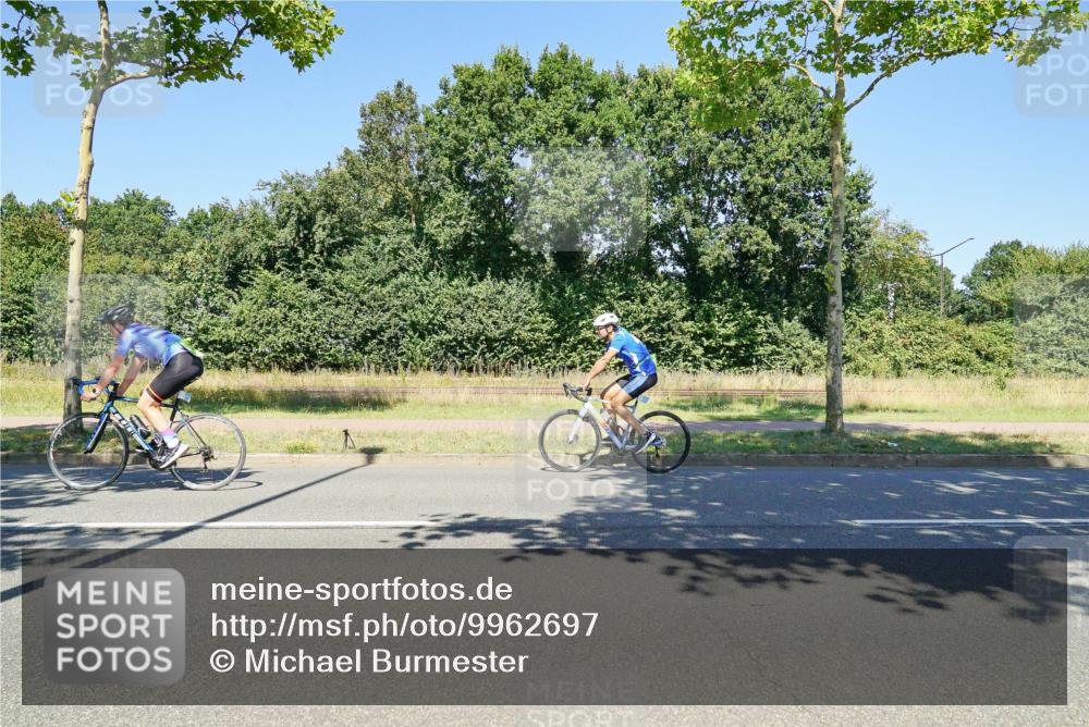 09.08.2026 - GEWOBA Citytriathlon Bremen Michael Burmester http://msf.ph/oto/9962697 09.08.2026 14:34:32 Radfahren 182 meine-sportfotos.de
