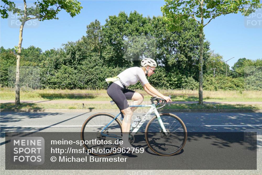 09.08.2026 - GEWOBA Citytriathlon Bremen Michael Burmester http://msf.ph/oto/9962759 09.08.2026 14:36:08 Radfahren 6, 53, 152, 163, 235, 240, 269, 274, 309, 329, 343, 373 meine-sportfotos.de