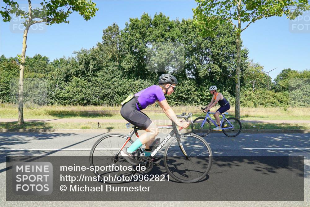 09.08.2026 - GEWOBA Citytriathlon Bremen Michael Burmester http://msf.ph/oto/9962821 09.08.2026 14:37:31 Radfahren 87, 172, 203, 288, 290, 300, 305, 369, 385, 458, 487 meine-sportfotos.de