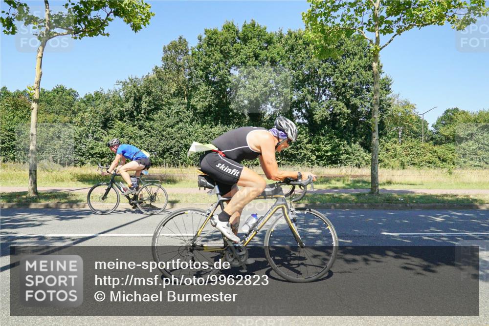 09.08.2026 - GEWOBA Citytriathlon Bremen Michael Burmester http://msf.ph/oto/9962823 09.08.2026 14:37:35 Radfahren 87, 203, 288, 290, 300, 305, 458, 487 meine-sportfotos.de