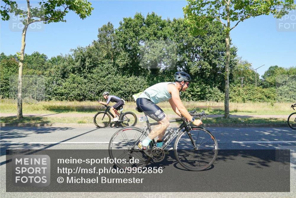 09.08.2026 - GEWOBA Citytriathlon Bremen Michael Burmester http://msf.ph/oto/9962856 09.08.2026 14:38:17 Radfahren 173, 190, 221, 266, 277, 289, 293, 297, 314, 319, 324, 330, 402, 431 meine-sportfotos.de