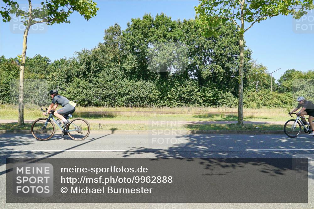 09.08.2026 - GEWOBA Citytriathlon Bremen Michael Burmester http://msf.ph/oto/9962888 09.08.2026 14:39:14 Radfahren 196, 326, 384 meine-sportfotos.de
