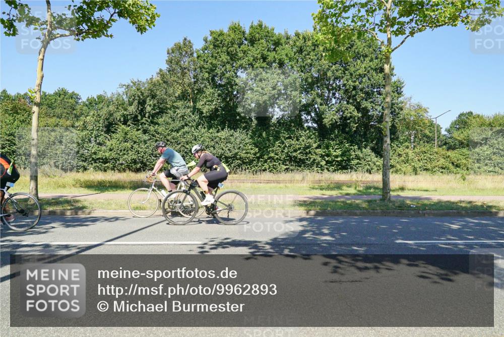09.08.2026 - GEWOBA Citytriathlon Bremen Michael Burmester http://msf.ph/oto/9962893 09.08.2026 14:39:23 Radfahren 61, 106, 384 meine-sportfotos.de