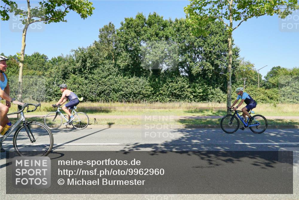 09.08.2026 - GEWOBA Citytriathlon Bremen Michael Burmester http://msf.ph/oto/9962960 09.08.2026 14:41:06 Radfahren 132, 199, 206, 368, 372, 405, 409, 428 meine-sportfotos.de