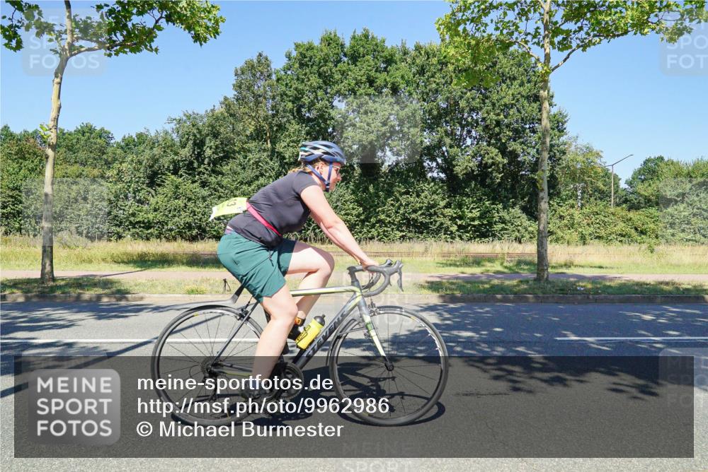 09.08.2026 - GEWOBA Citytriathlon Bremen Michael Burmester http://msf.ph/oto/9962986 09.08.2026 14:41:49 Radfahren 138, 212, 255, 311, 313, 389, 394, 411, 419, 437, 519 meine-sportfotos.de