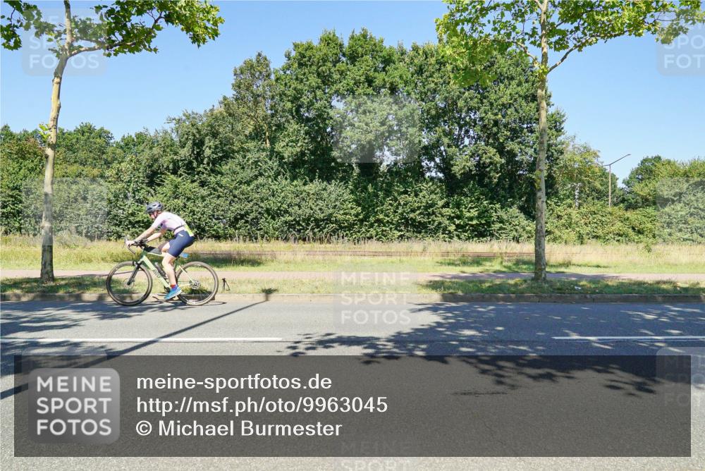 09.08.2026 - GEWOBA Citytriathlon Bremen Michael Burmester http://msf.ph/oto/9963045 09.08.2026 14:43:55 Radfahren 209, 516 meine-sportfotos.de