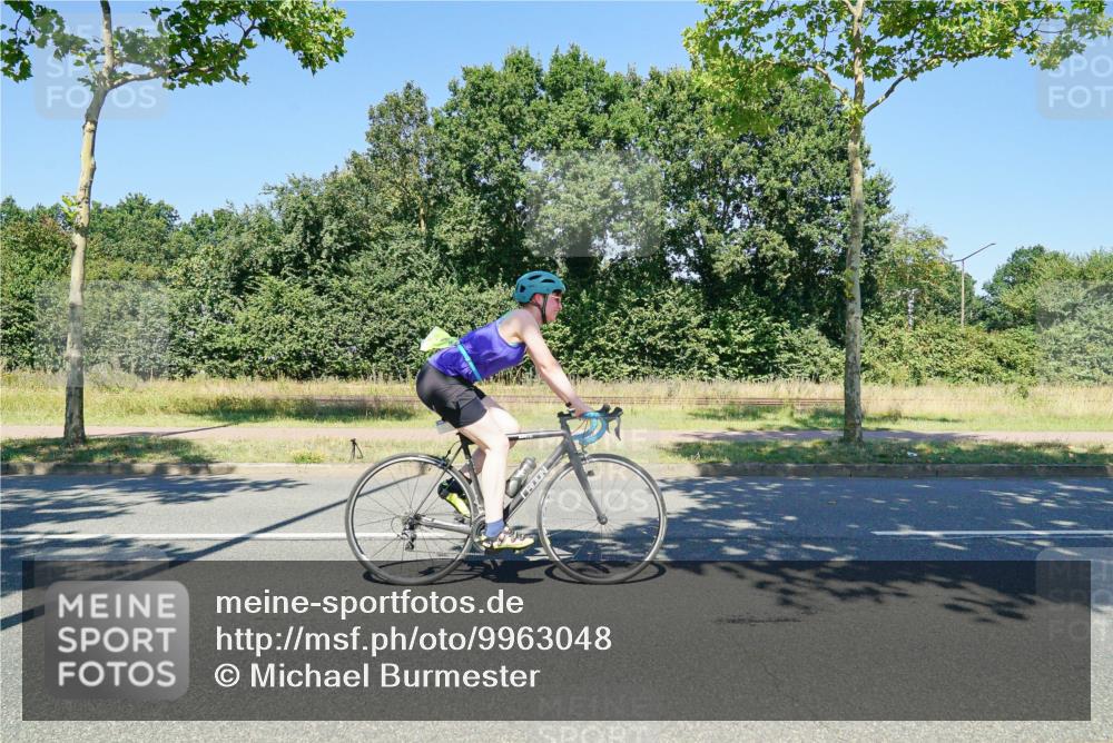 09.08.2026 - GEWOBA Citytriathlon Bremen Michael Burmester http://msf.ph/oto/9963048 09.08.2026 14:44:11 Radfahren 107, 209, 241, 303, 318, 502 meine-sportfotos.de