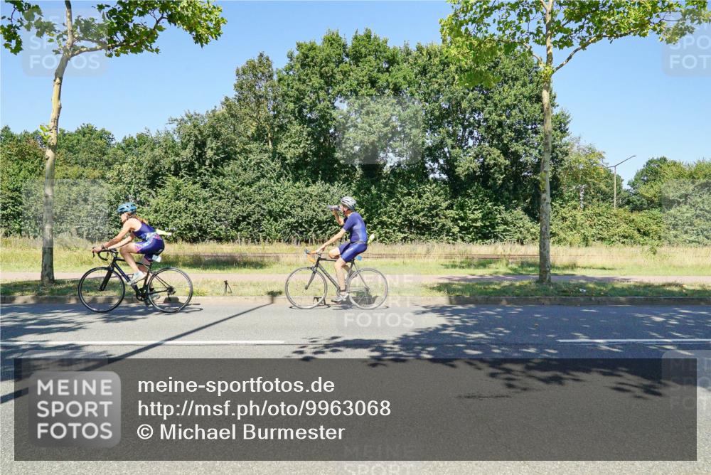 09.08.2026 - GEWOBA Citytriathlon Bremen Michael Burmester http://msf.ph/oto/9963068 09.08.2026 14:44:57 Radfahren 259, 486 meine-sportfotos.de
