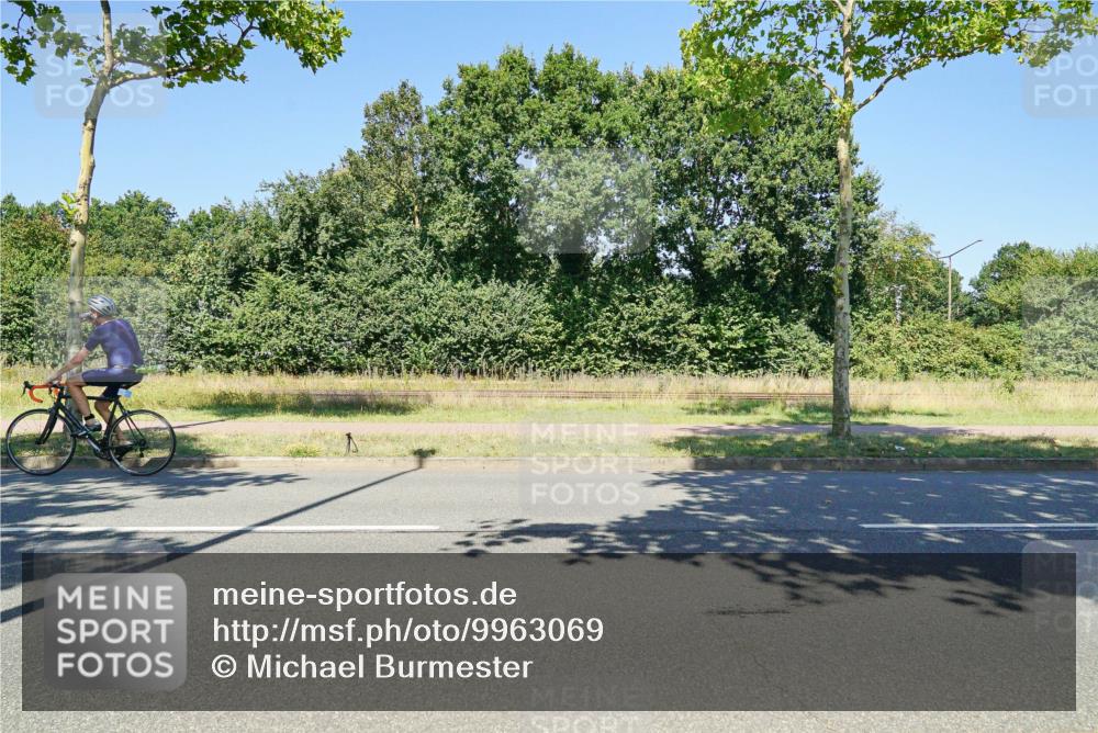 09.08.2026 - GEWOBA Citytriathlon Bremen Michael Burmester http://msf.ph/oto/9963069 09.08.2026 14:44:58 Radfahren 259 meine-sportfotos.de