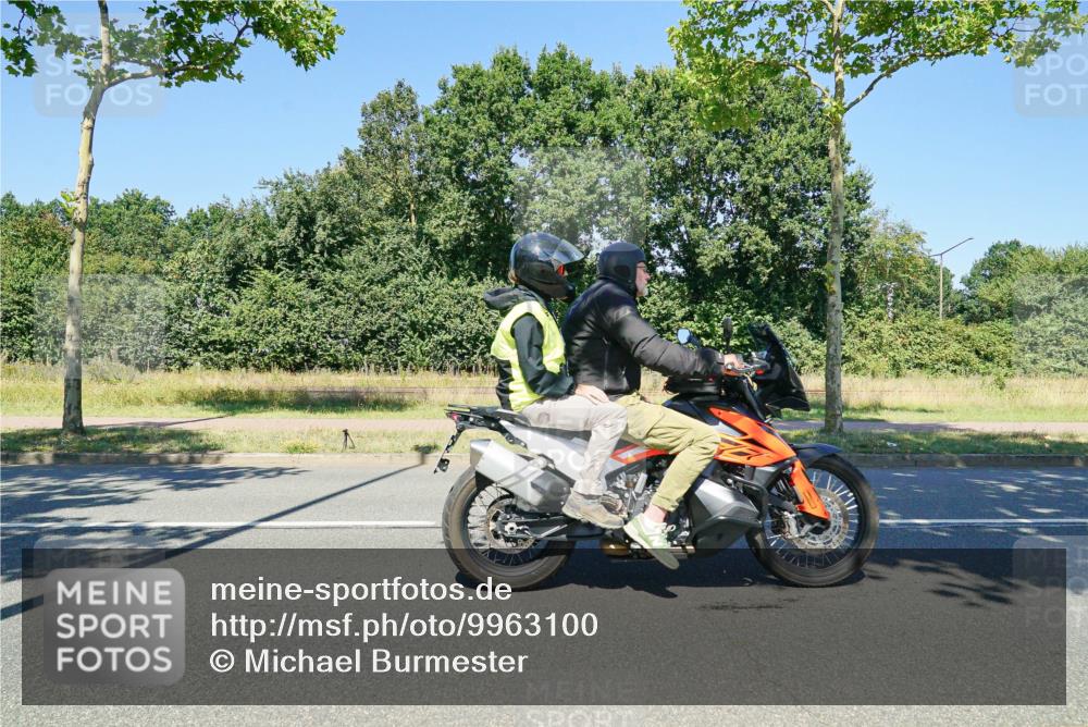 09.08.2026 - GEWOBA Citytriathlon Bremen Michael Burmester http://msf.ph/oto/9963100 09.08.2026 14:46:17 Radfahren 267 meine-sportfotos.de