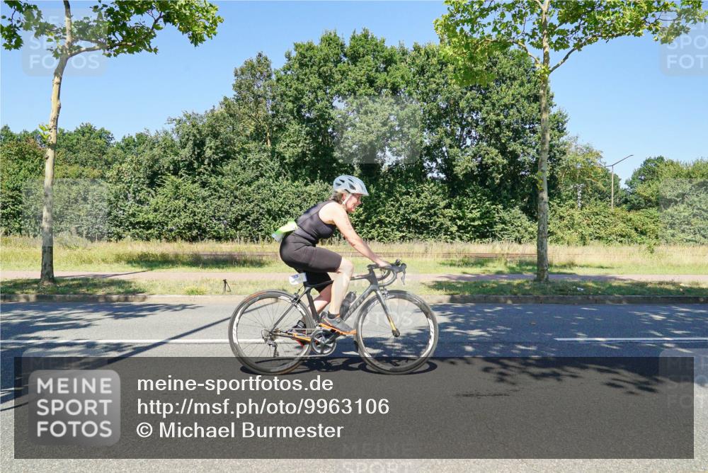 09.08.2026 - GEWOBA Citytriathlon Bremen Michael Burmester http://msf.ph/oto/9963106 09.08.2026 14:46:51 Radfahren 392, 414, 447, 464, 483, 488, 497, 506 meine-sportfotos.de
