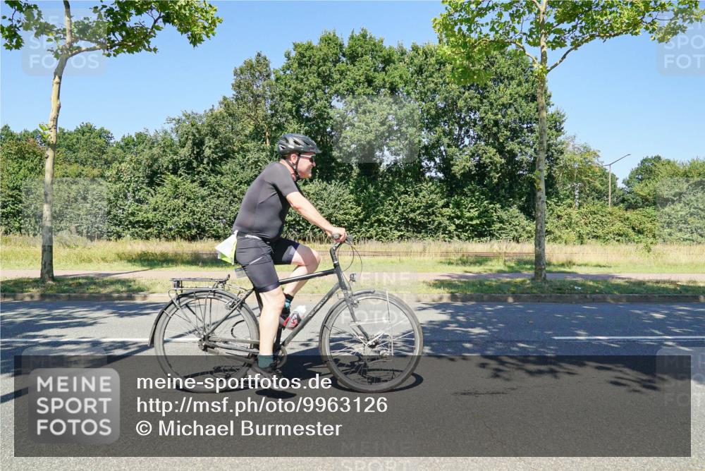 09.08.2026 - GEWOBA Citytriathlon Bremen Michael Burmester http://msf.ph/oto/9963126 09.08.2026 14:48:12 Radfahren 333, 459 meine-sportfotos.de