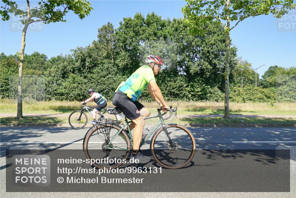 09.08.2026 - GEWOBA Citytriathlon Bremen Michael Burmester http://msf.ph/oto/9963131 09.08.2026 14:48:51 Radfahren 315, 443, 475, 518 meine-sportfotos.de