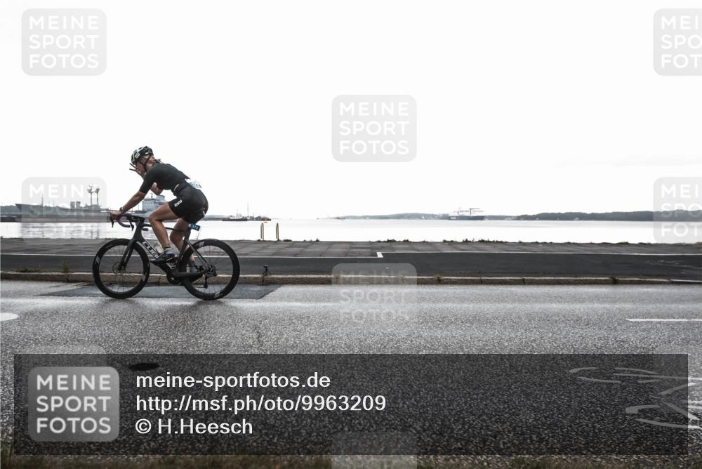 16.08.2026 - KN Förde Triathlon 2026 H.Heesch http://msf.ph/oto/9963209 16.08.2026 09:24:59 Radfahren 135, 156, 168 meine-sportfotos.de