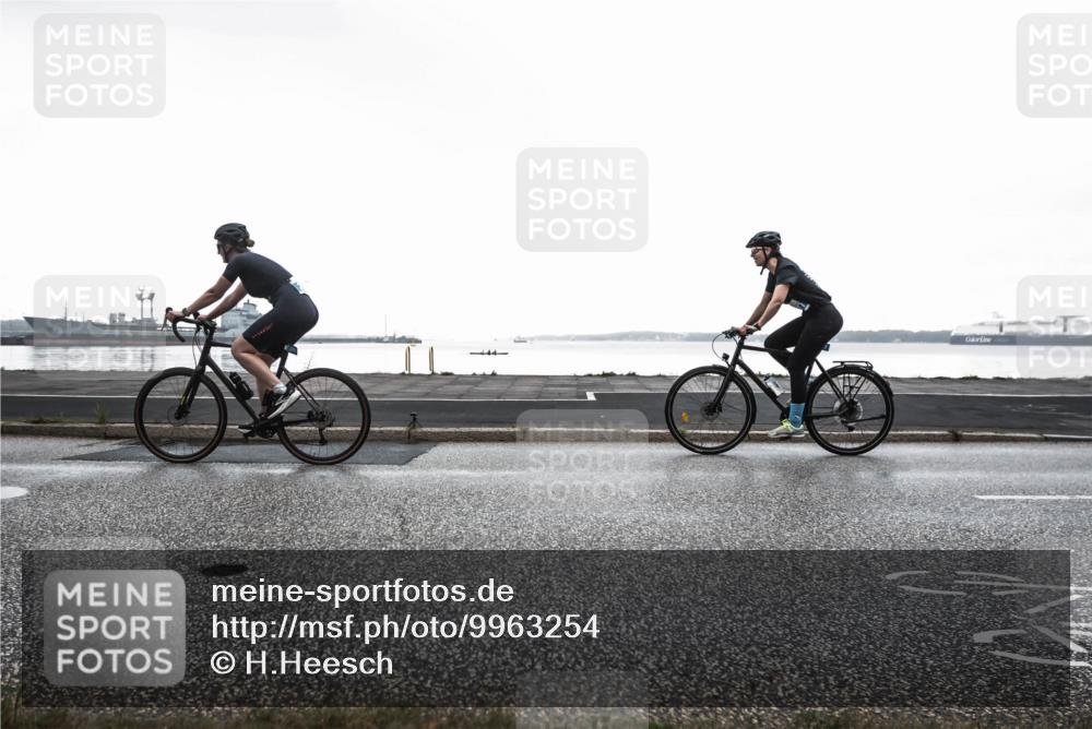 16.08.2026 - KN Förde Triathlon 2026 H.Heesch http://msf.ph/oto/9963254 16.08.2026 09:27:19 Radfahren 126, 177, 183 meine-sportfotos.de