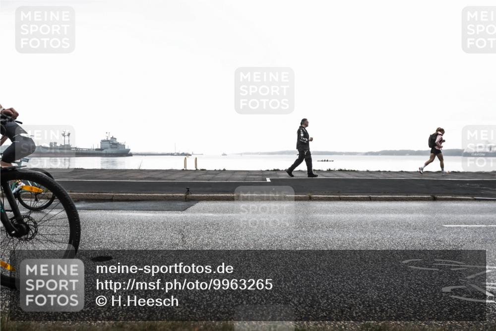 16.08.2026 - KN Förde Triathlon 2026 H.Heesch http://msf.ph/oto/9963265 16.08.2026 09:27:39 Radfahren 108, 156, 205 meine-sportfotos.de