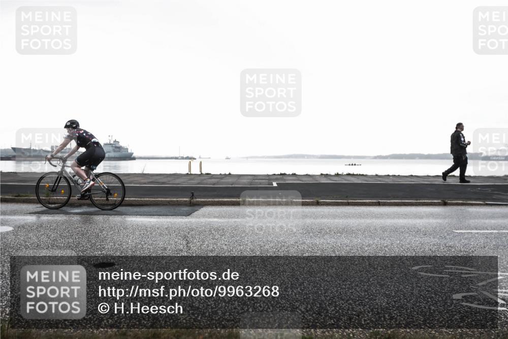 16.08.2026 - KN Förde Triathlon 2026 H.Heesch http://msf.ph/oto/9963268 16.08.2026 09:27:43 Radfahren 156, 179, 204 meine-sportfotos.de