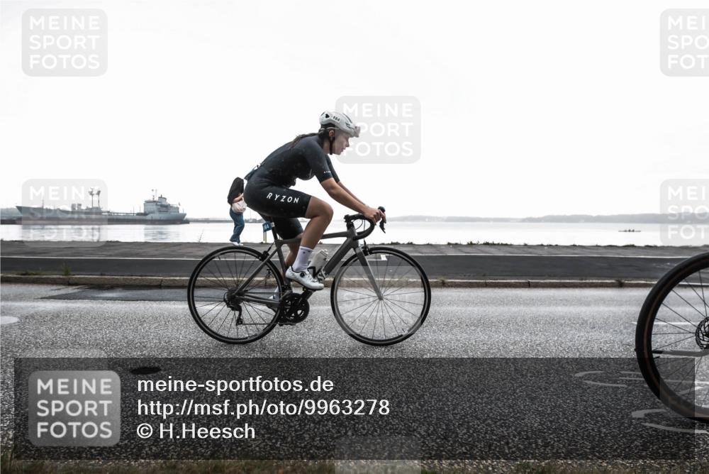 16.08.2026 - KN Förde Triathlon 2026 H.Heesch http://msf.ph/oto/9963278 16.08.2026 09:28:02 Radfahren 103, 110, 113, 114, 146, 164, 174, 192, 194, 239 meine-sportfotos.de