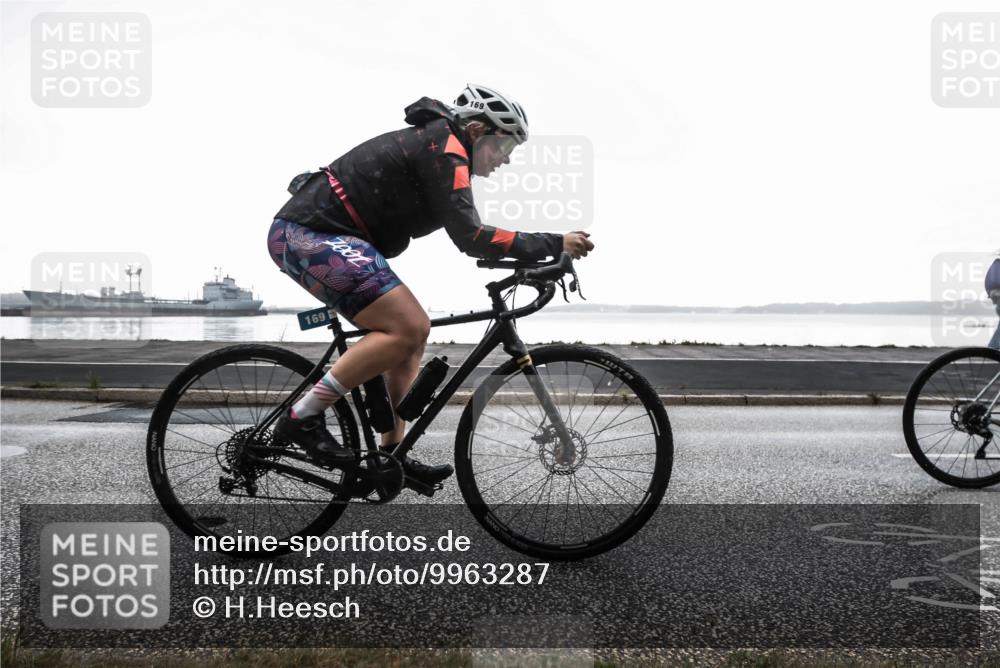 16.08.2026 - KN Förde Triathlon 2026 H.Heesch http://msf.ph/oto/9963287 16.08.2026 09:28:12 Radfahren 152, 169, 191, 214, 225 meine-sportfotos.de