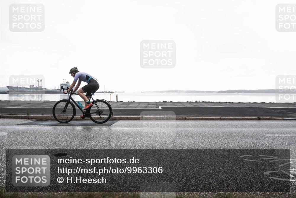 16.08.2026 - KN Förde Triathlon 2026 H.Heesch http://msf.ph/oto/9963306 16.08.2026 09:29:18 Radfahren 137, 201, 213, 241 meine-sportfotos.de