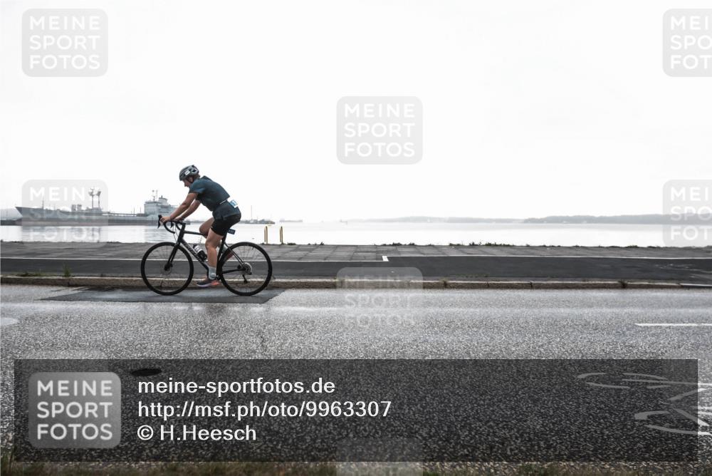 16.08.2026 - KN Förde Triathlon 2026 H.Heesch http://msf.ph/oto/9963307 16.08.2026 09:29:21 Radfahren 201, 213, 241 meine-sportfotos.de