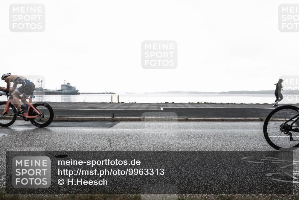 16.08.2026 - KN Förde Triathlon 2026 H.Heesch http://msf.ph/oto/9963313 16.08.2026 09:29:39 Radfahren 116, 212, 232 meine-sportfotos.de
